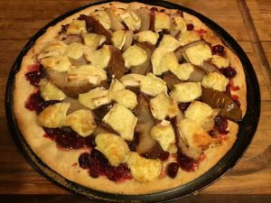 cranberry-pear-brie-pizza-picture